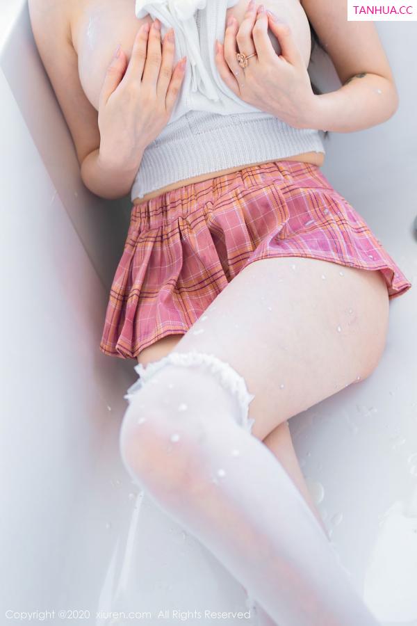 吴玉 玉兔miki [XiuRen]高清写真图 2020.08.10 No.2421 玉兔miki第3张图片